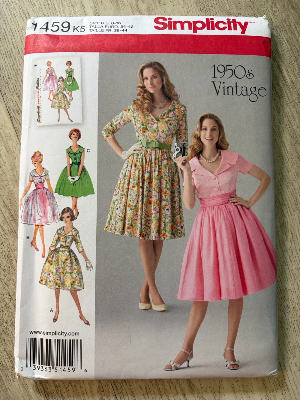 Simplicity Sewing Pattern 1458 - 1950s vintage reprint Women’s Dresses sz 8-16